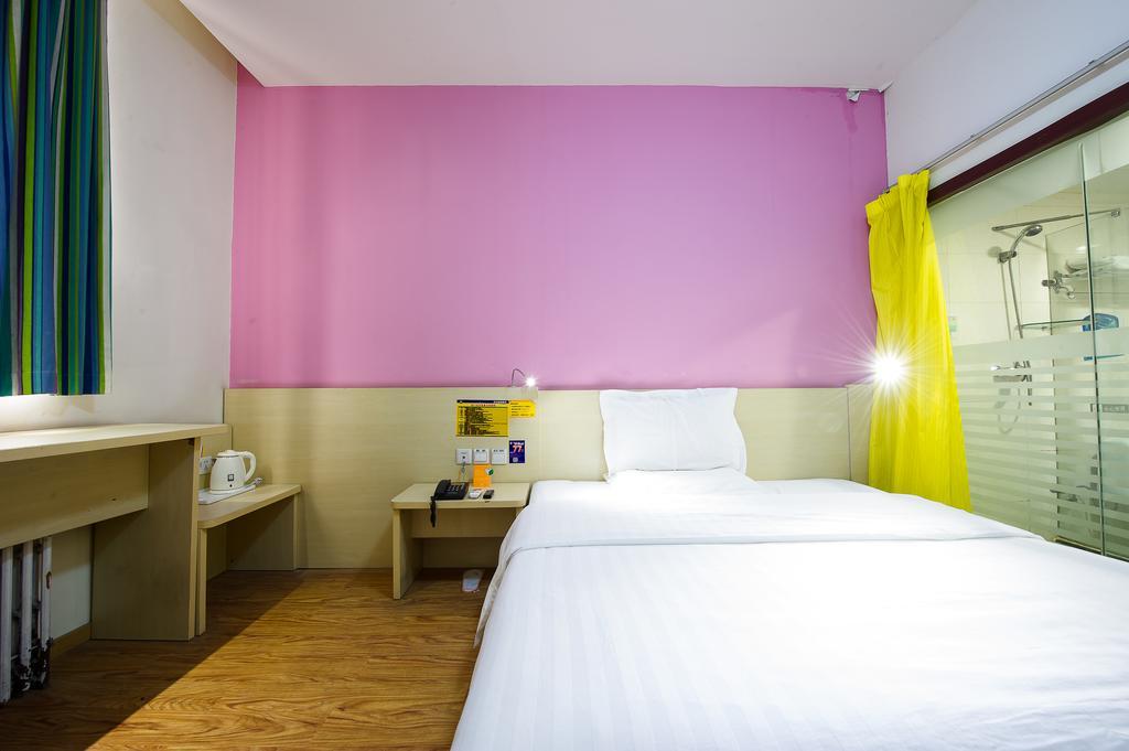 7Days Inn Chengdu Yulin Province Stadium Номер фото